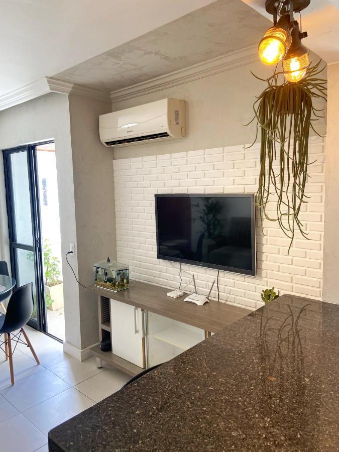 O Melhor Do Centro! Apto 01 Dormitorio Com Garagem E Ar Condicionado Balneário Camboriú エクステリア 写真